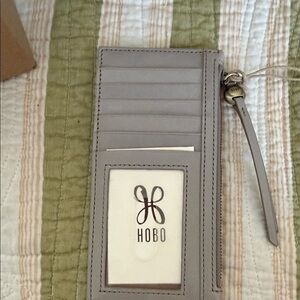 HOBO Light Gray Leather Card Holder Carte. NWT